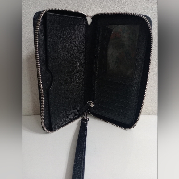 Michael Kors Signature Logo Jet Set Large Wallet Wristlet & NWT Dust Bag - Picture 10 of 15